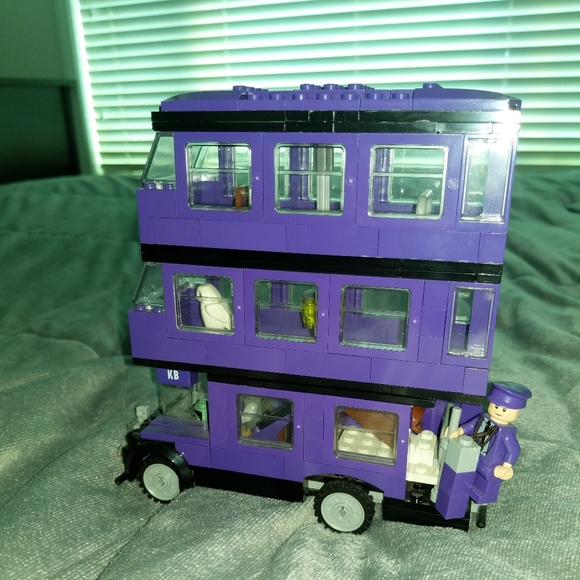 LEGO Harry Potter The Knight Bus (4866)  COMPLETE - Picture 4 of 11